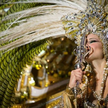 Сесилия Наварро Артеага, королева карнавала в Санта-Крус-де-Тенерифе